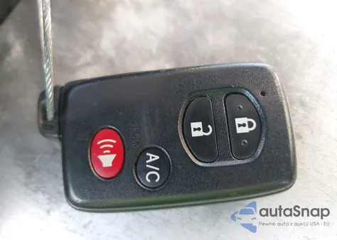 2013 Toyota Prius Three z USA, uszkodzony, nr VIN JTDKN3DU1D1649069